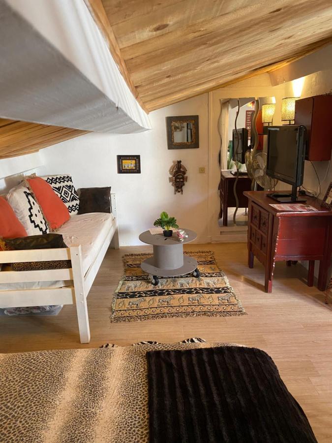 Votre Charmant Studio Duplex Pres De Cannes Peymeinade Luaran gambar